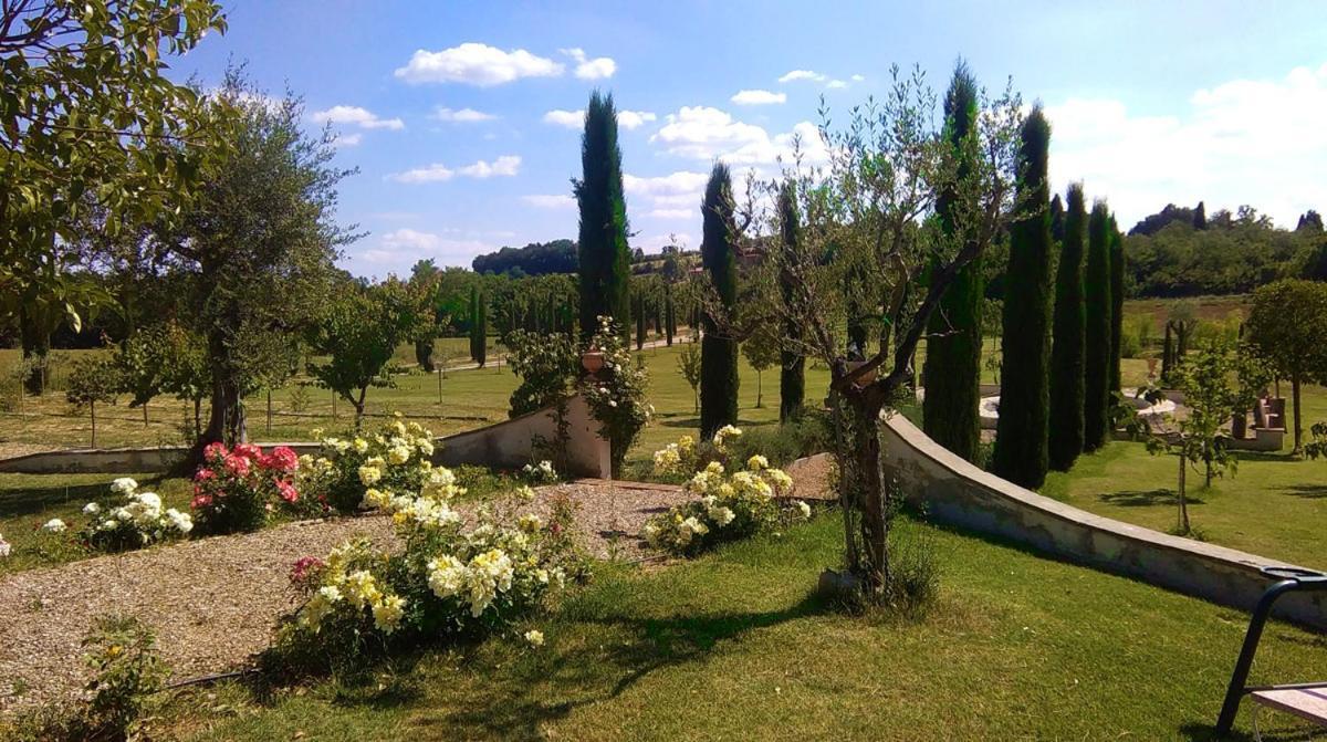 Villa Nobile Cortona Family Apartments Bagian luar foto