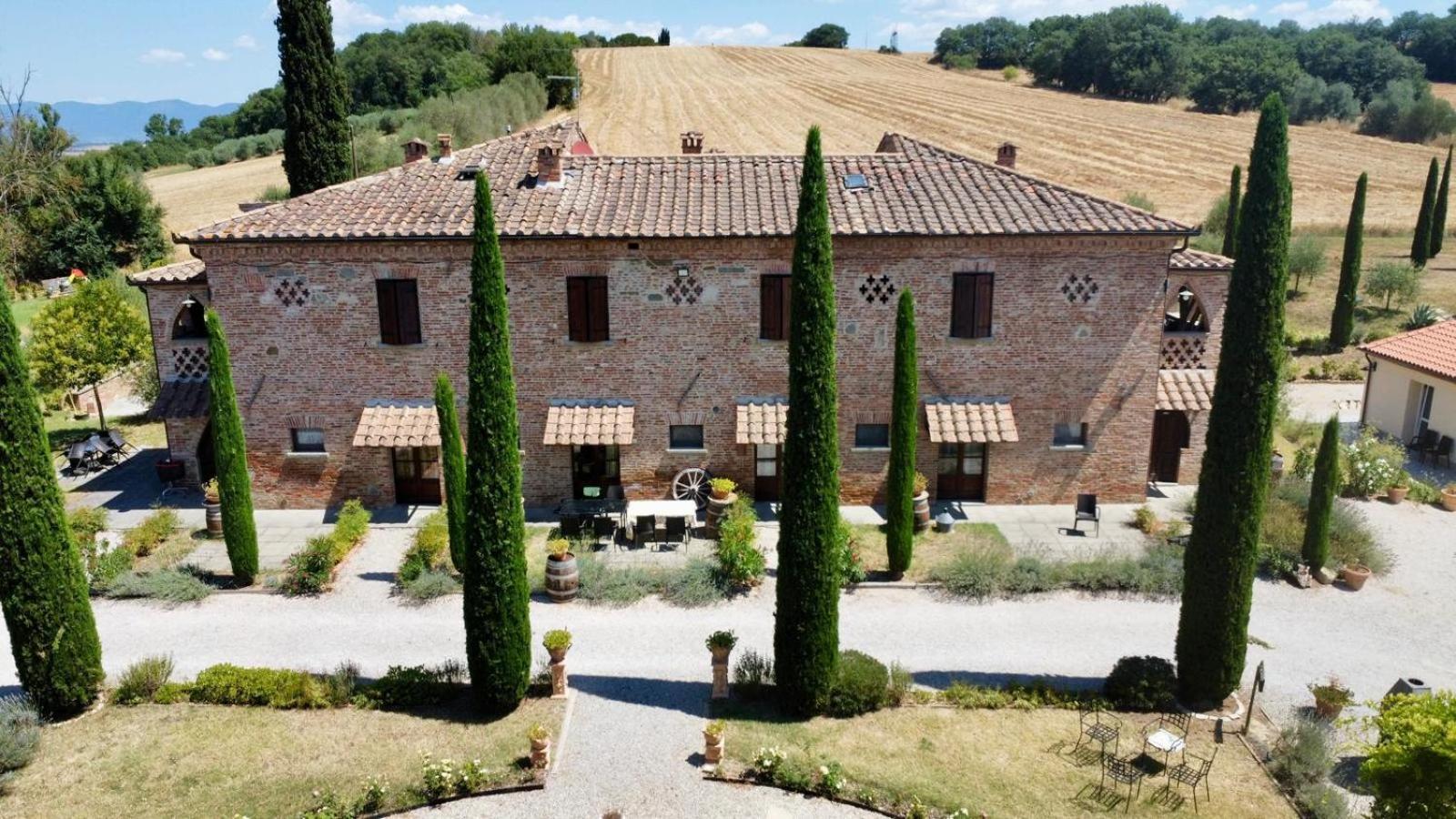 Villa Nobile Cortona Family Apartments Bagian luar foto